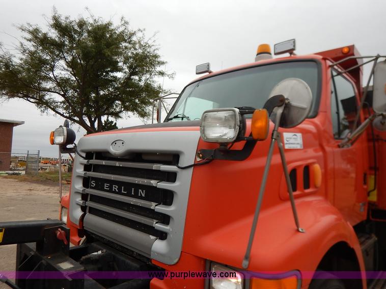 image for item K1664 2001 Sterling LP7500 dump truck
