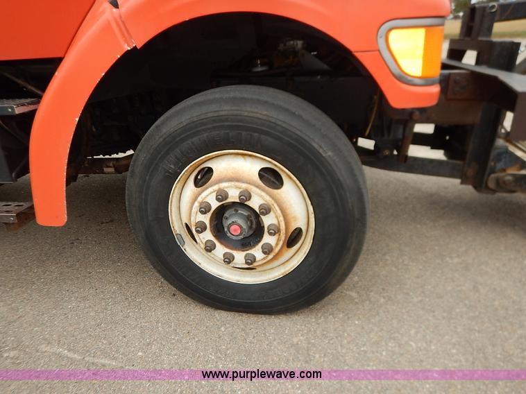 image for item K1664 2001 Sterling LP7500 dump truck