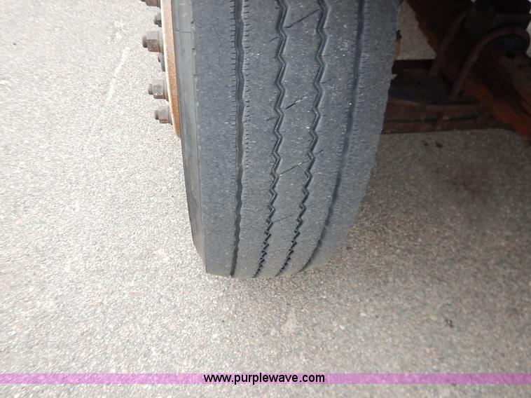 image for item K1664 2001 Sterling LP7500 dump truck