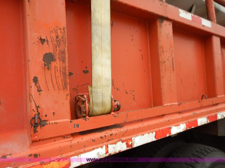 image for item K1664 2001 Sterling LP7500 dump truck