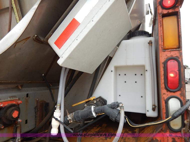 image for item K1664 2001 Sterling LP7500 dump truck