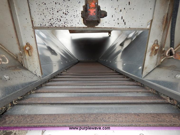 image for item K1664 2001 Sterling LP7500 dump truck