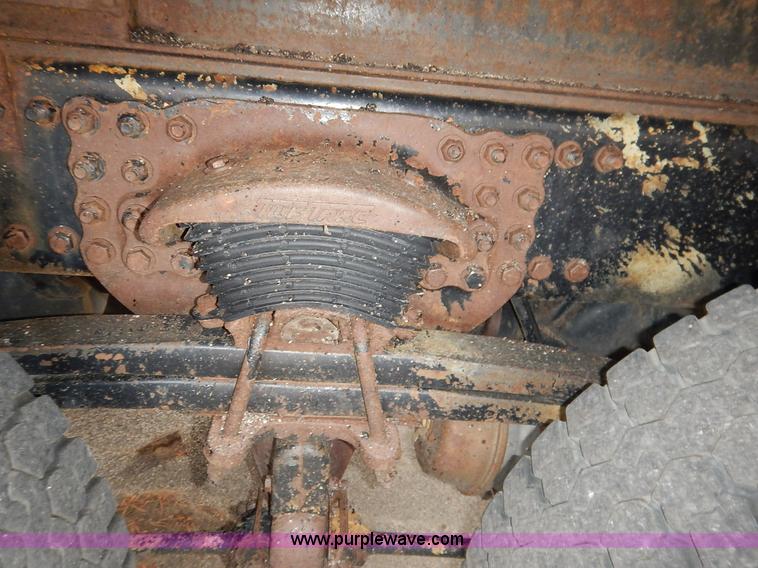 image for item K1664 2001 Sterling LP7500 dump truck