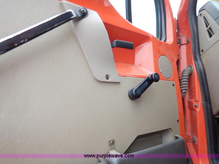 image for item K1665 2001 Sterling LP7500 dump truck