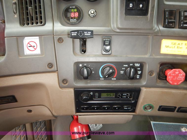 image for item K1665 2001 Sterling LP7500 dump truck