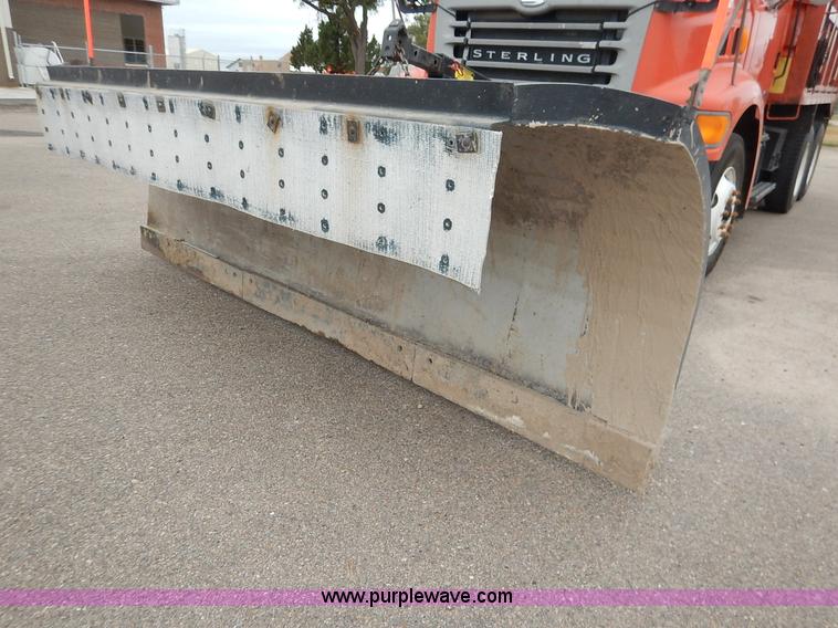image for item K1665 2001 Sterling LP7500 dump truck