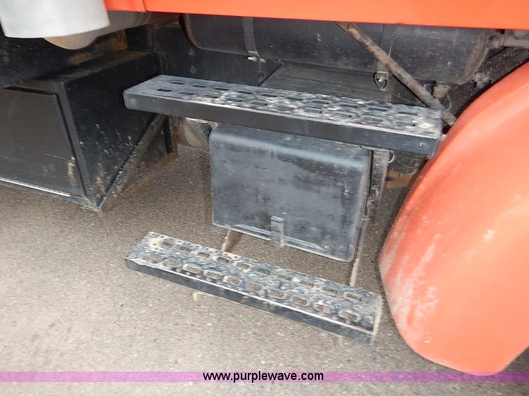image for item K1665 2001 Sterling LP7500 dump truck
