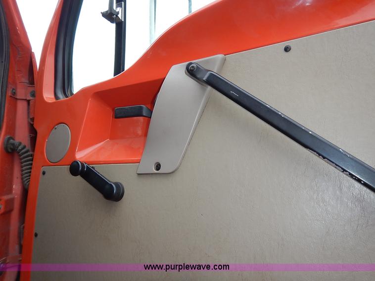 image for item K1665 2001 Sterling LP7500 dump truck