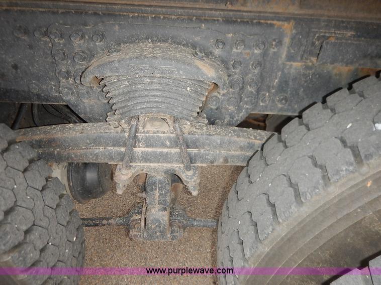 image for item K1665 2001 Sterling LP7500 dump truck