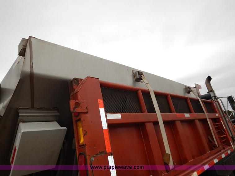 image for item K1665 2001 Sterling LP7500 dump truck