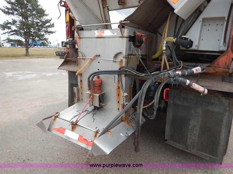 image for item K1665 2001 Sterling LP7500 dump truck