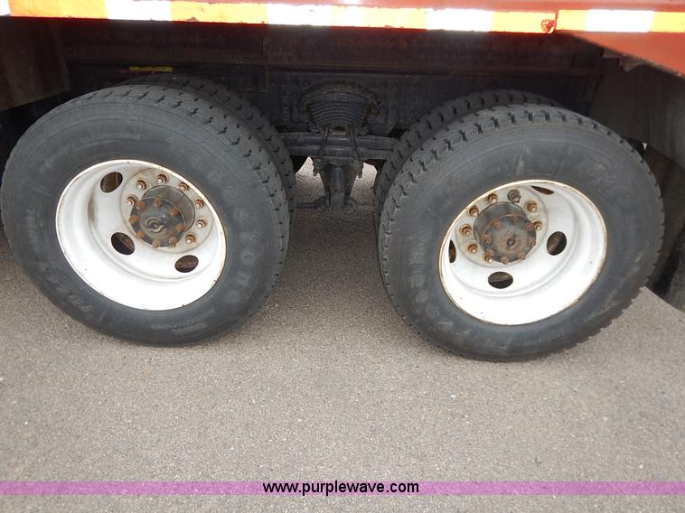 image for item K1665 2001 Sterling LP7500 dump truck
