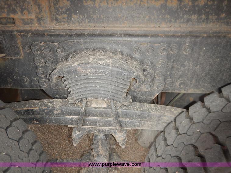 image for item K1665 2001 Sterling LP7500 dump truck