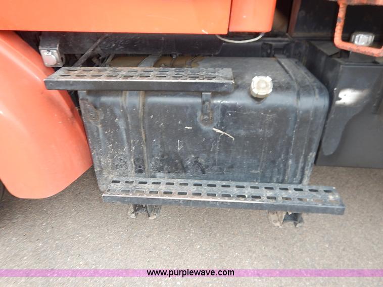 image for item K1665 2001 Sterling LP7500 dump truck