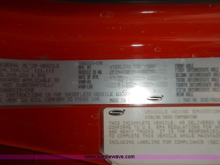 image for item K1665 2001 Sterling LP7500 dump truck