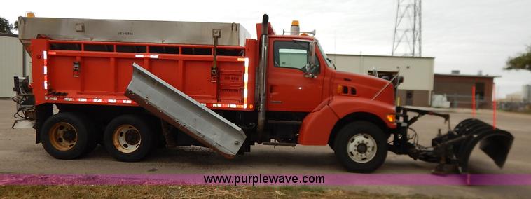 image for item K1666 1999 Sterling L9511 dump truck
