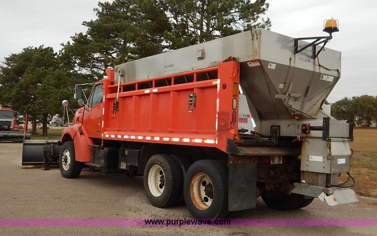 image for item K1666 1999 Sterling L9511 dump truck