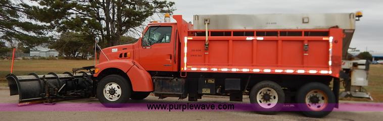 image for item K1666 1999 Sterling L9511 dump truck