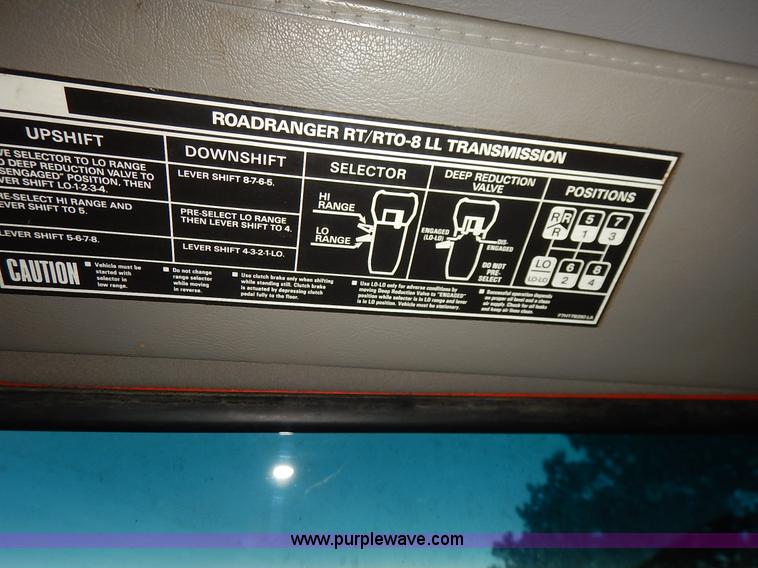 image for item K1666 1999 Sterling L9511 dump truck