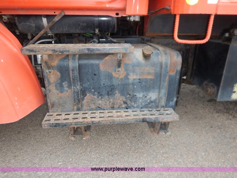 image for item K1666 1999 Sterling L9511 dump truck