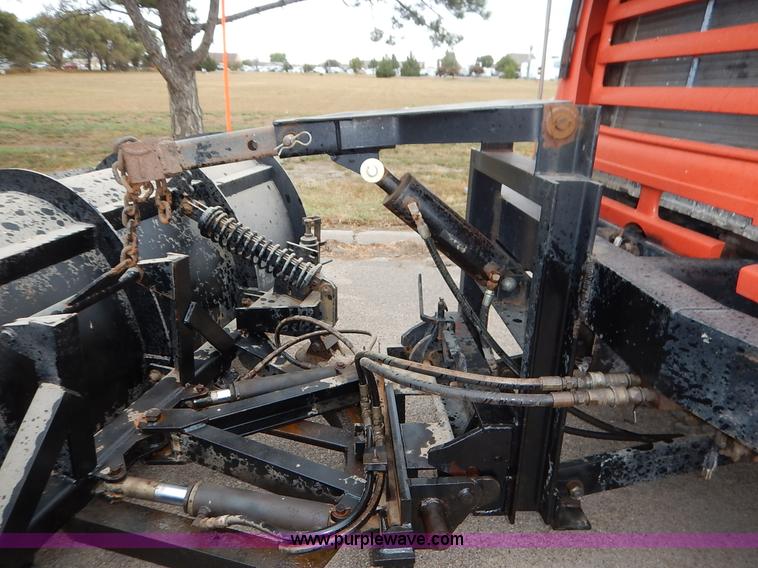 image for item K1666 1999 Sterling L9511 dump truck