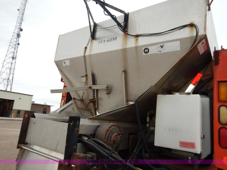 image for item K1666 1999 Sterling L9511 dump truck