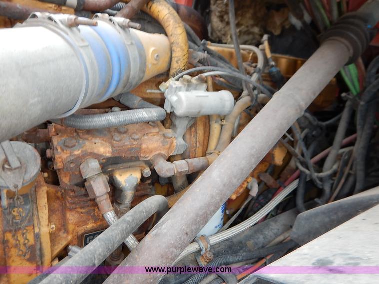 image for item K1666 1999 Sterling L9511 dump truck