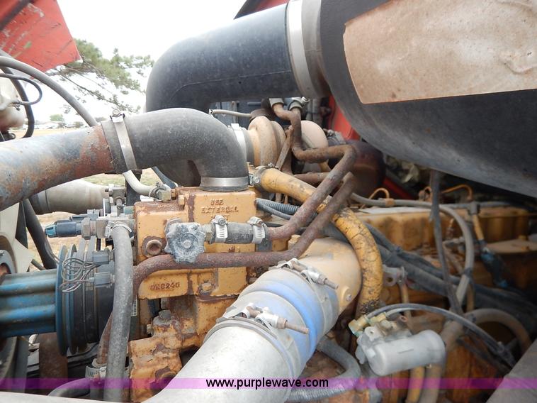 image for item K1666 1999 Sterling L9511 dump truck