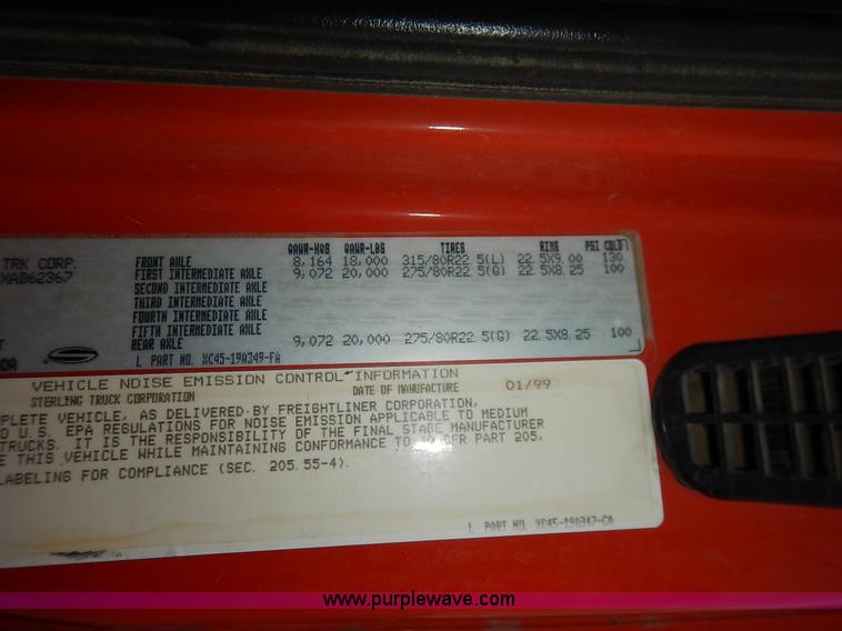 image for item K1666 1999 Sterling L9511 dump truck