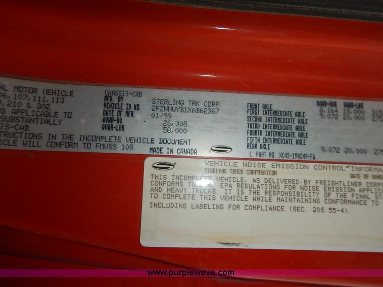 image for item K1666 1999 Sterling L9511 dump truck