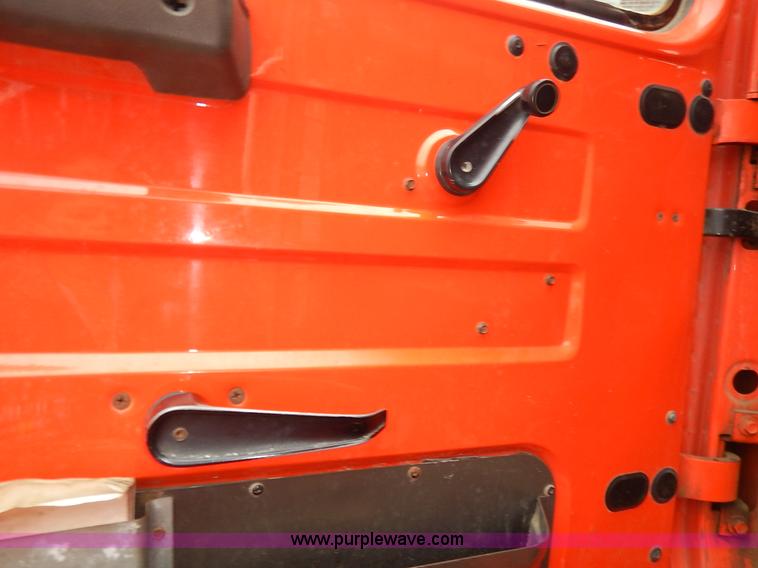 image for item K1667 1999 International 4900 dump truck