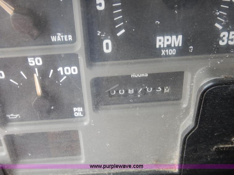 image for item K1667 1999 International 4900 dump truck