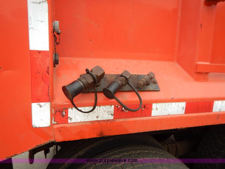 image for item K1667 1999 International 4900 dump truck