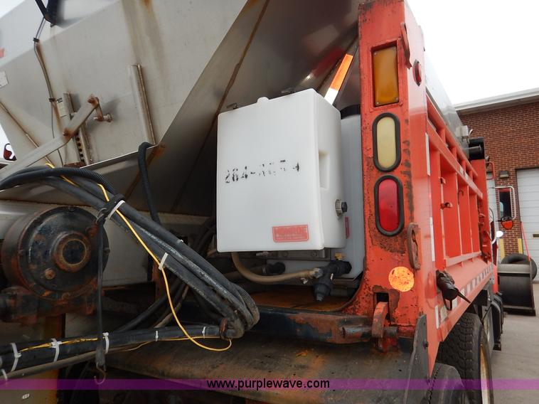 image for item K1667 1999 International 4900 dump truck