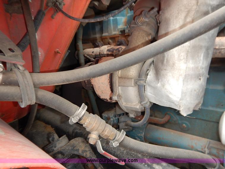 image for item K1667 1999 International 4900 dump truck