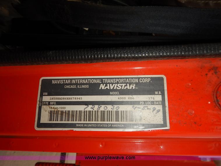 image for item K1667 1999 International 4900 dump truck