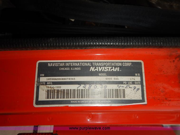 image for item K1667 1999 International 4900 dump truck