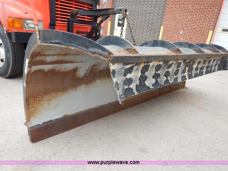 image for item K1668 1999 International 4900 dump truck