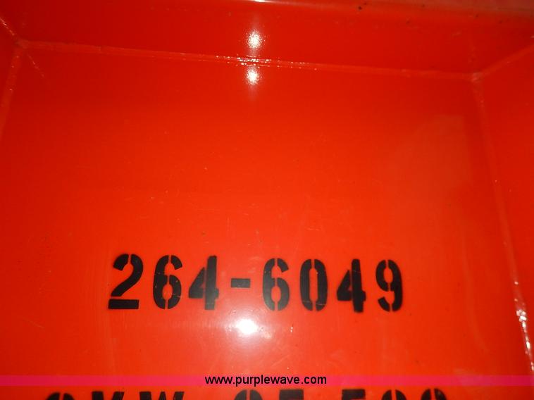 image for item K1668 1999 International 4900 dump truck