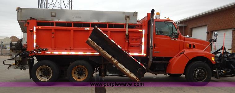 image for item K1669 1999 Sterling L9511 dump truck