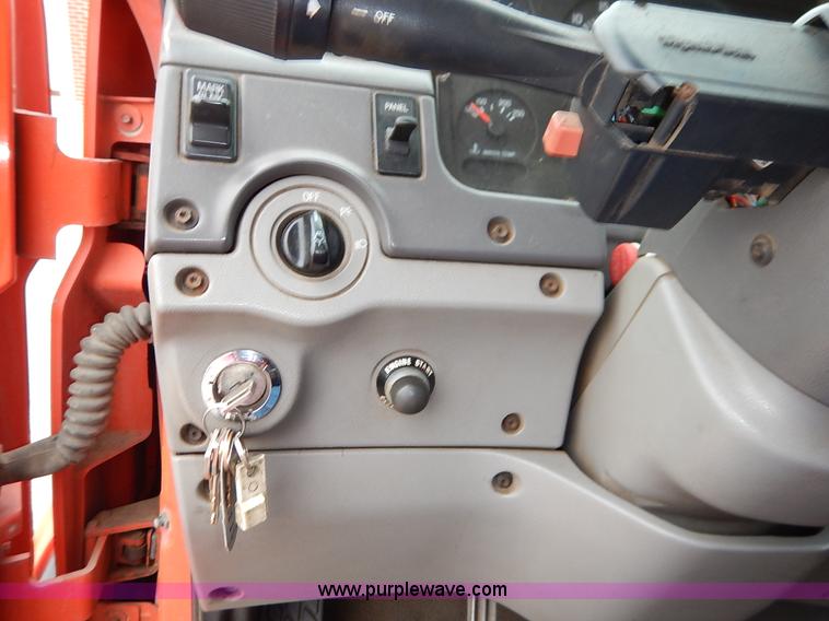 image for item K1669 1999 Sterling L9511 dump truck