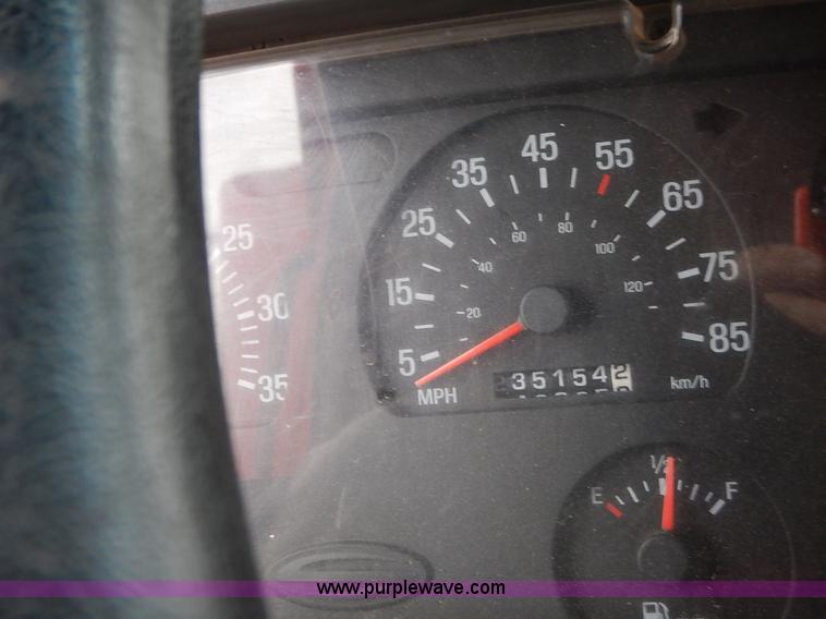 image for item K1669 1999 Sterling L9511 dump truck