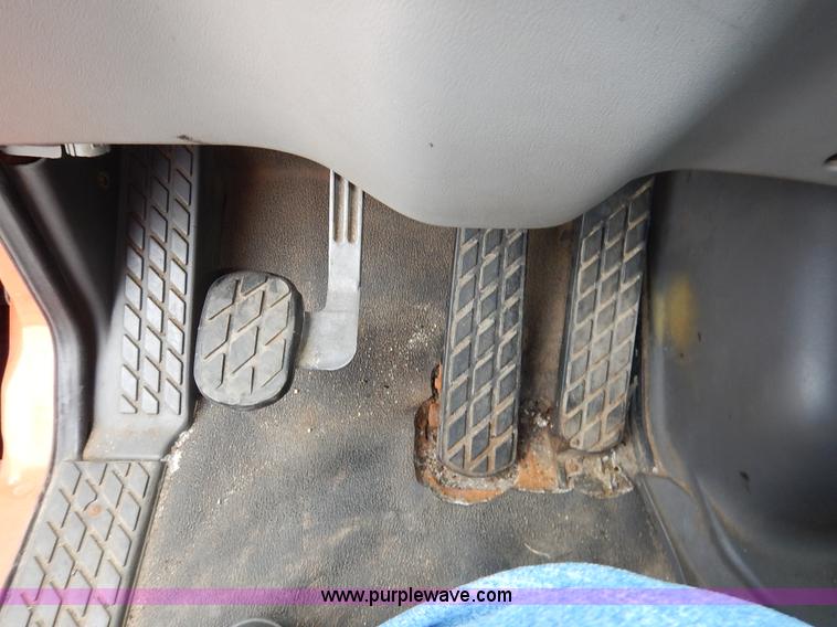 image for item K1669 1999 Sterling L9511 dump truck