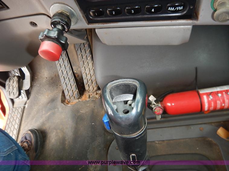 image for item K1669 1999 Sterling L9511 dump truck