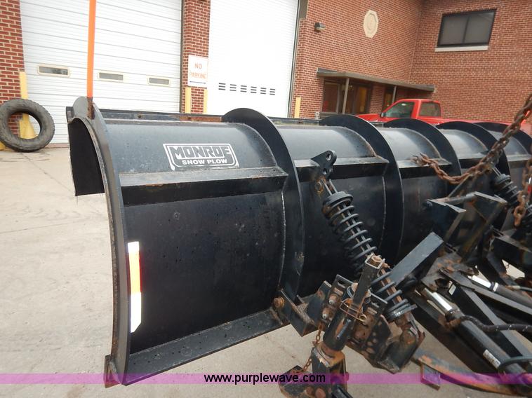 image for item K1669 1999 Sterling L9511 dump truck