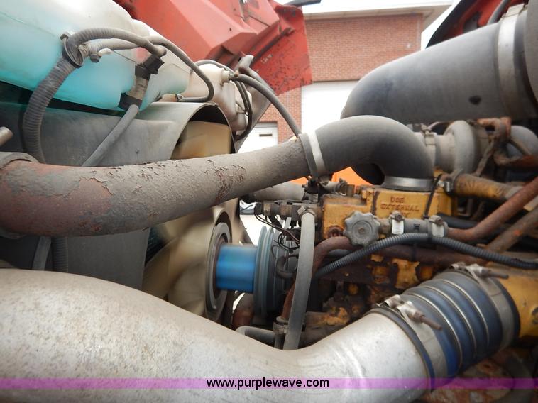 image for item K1669 1999 Sterling L9511 dump truck