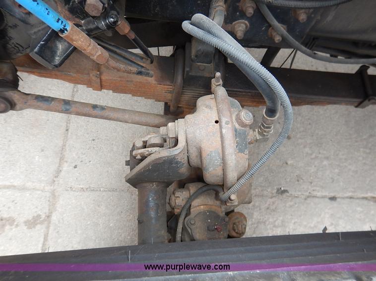 image for item K1669 1999 Sterling L9511 dump truck