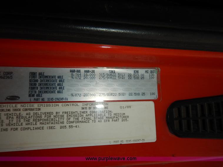 image for item K1669 1999 Sterling L9511 dump truck