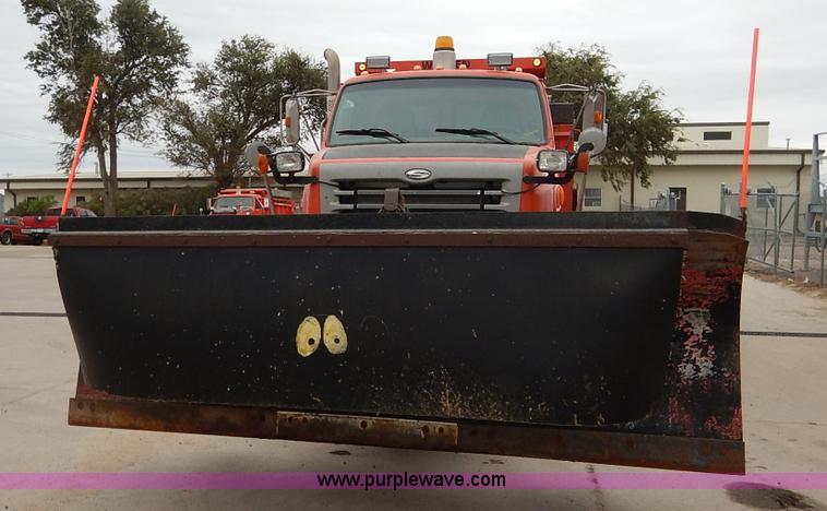 image for item K1670 2001 Sterling LP7500 dump truck