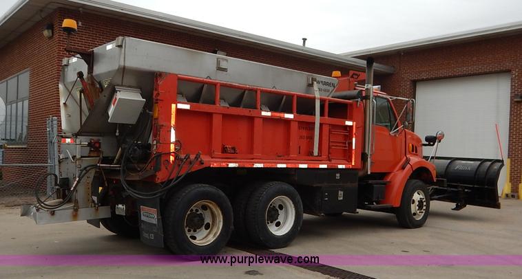 image for item K1670 2001 Sterling LP7500 dump truck